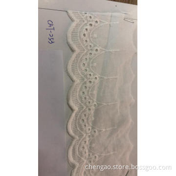 Seven Holes Wave Trims Baumwollstickstoff